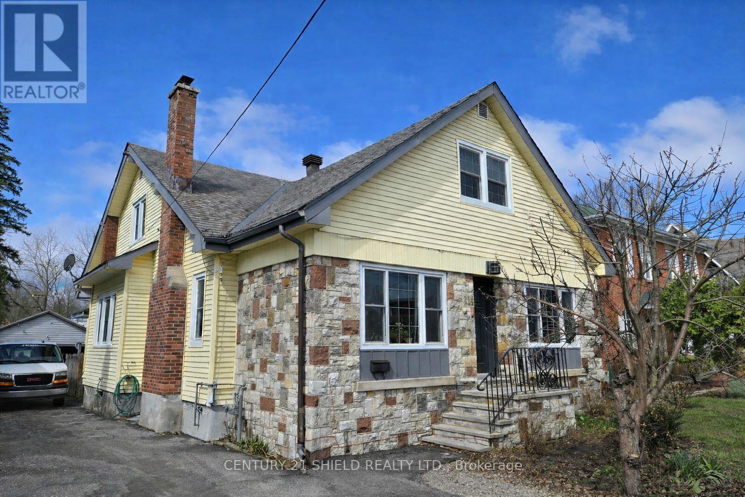 114 Gloucester Street N, Cornwall, Ontario  K6H 3W4 - Photo 3 - X13013738