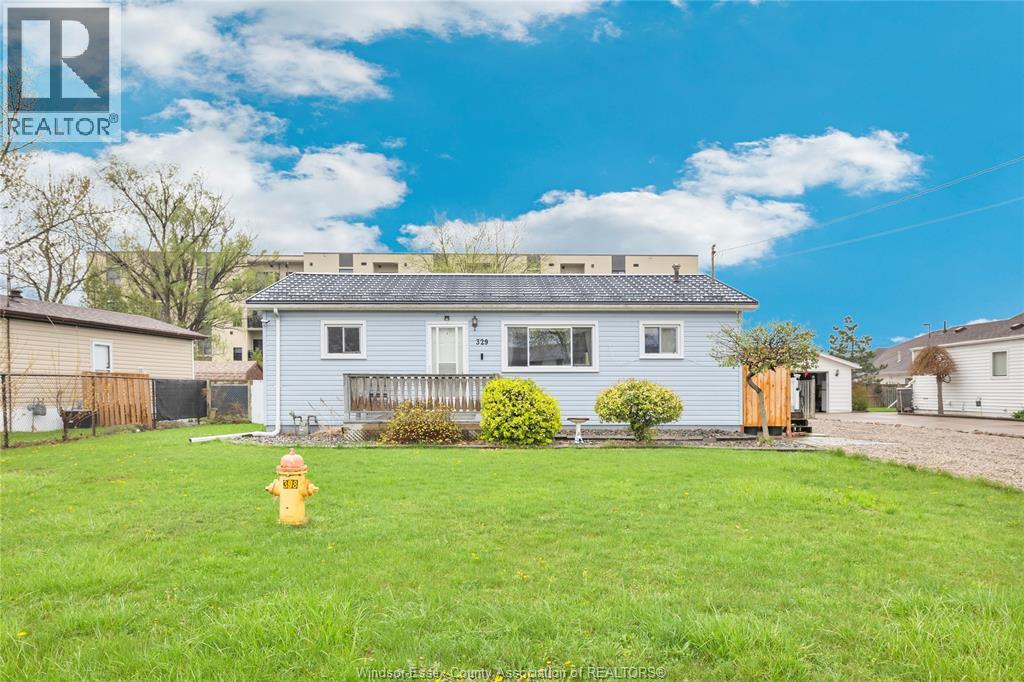 329 Parkside Drive, Mcgregor, Ontario  N0R 1J0 - Photo 1 - 26008459