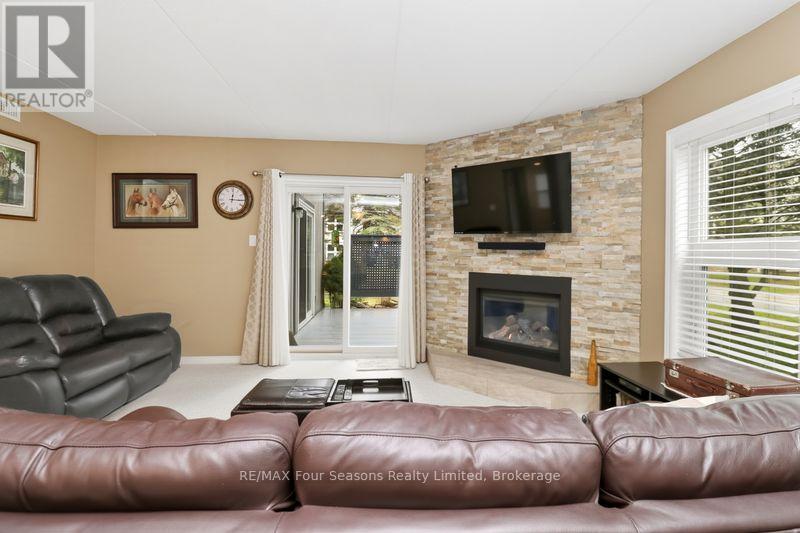 810 Suncrest Circle, Collingwood, Ontario  L9Y 5C7 - Photo 11 - S13013552