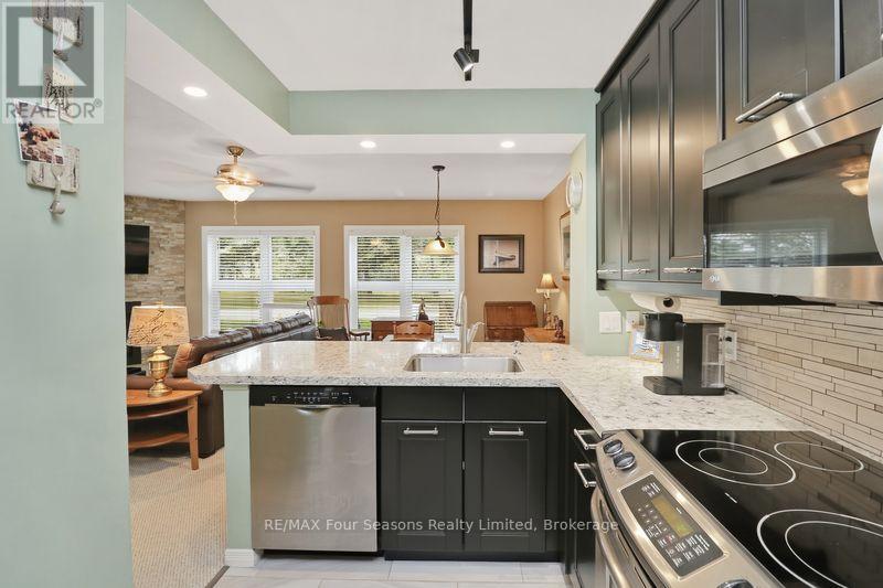 810 Suncrest Circle, Collingwood, Ontario  L9Y 5C7 - Photo 5 - S13013552