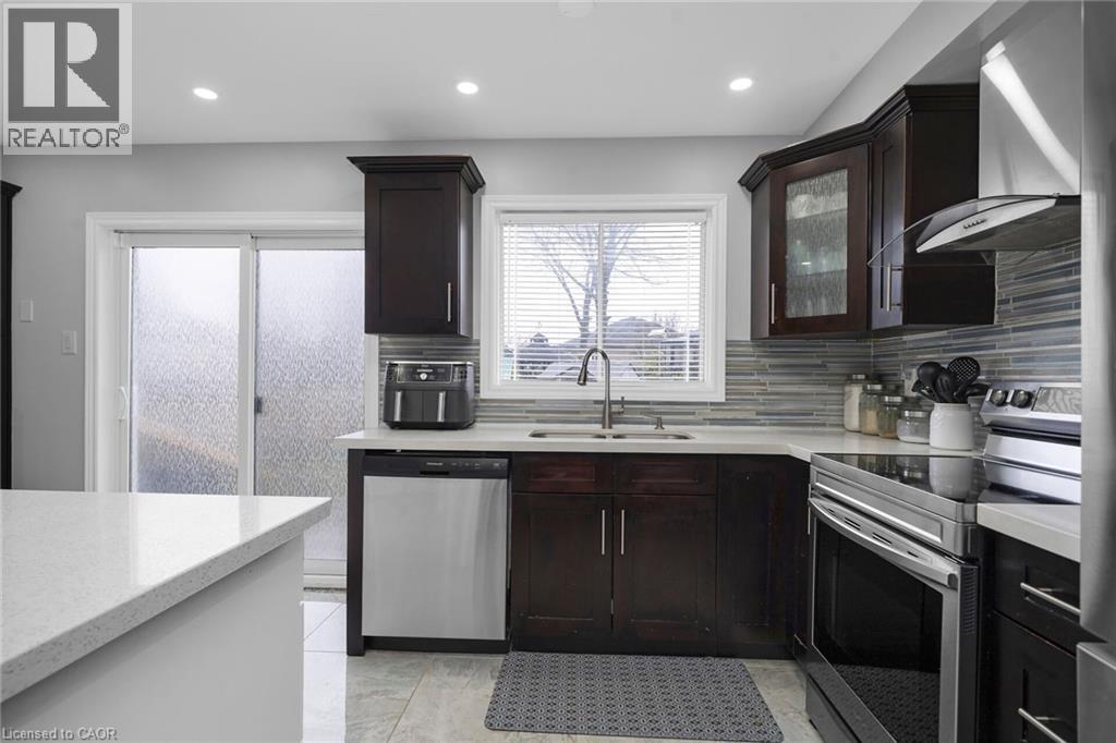 114 Royal Orchard Drive, Brampton, Ontario  L6X 4L4 - Photo 11 - 40821484