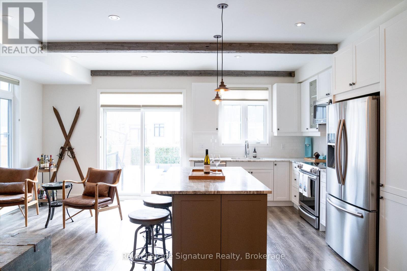 345 Yellow Birch Crescent, Blue Mountains, Ontario  L9Y 0Y5 - Photo 3 - X13013680