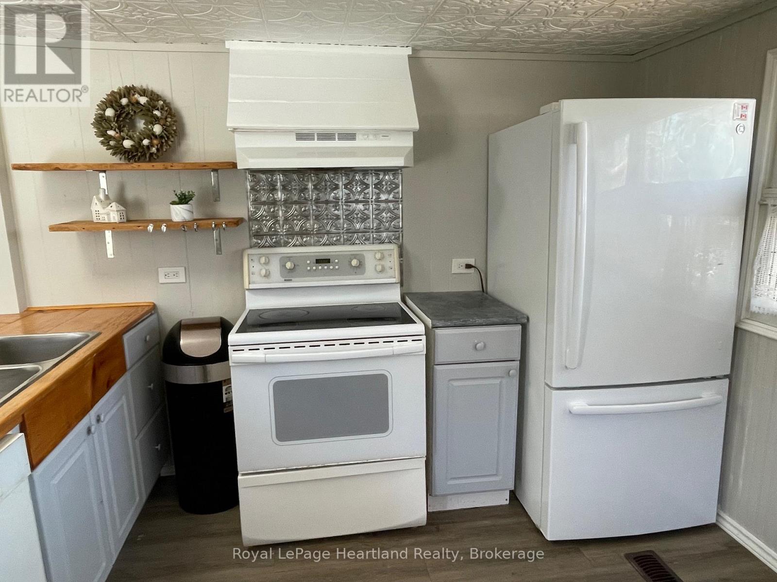 21 Ruth Street, Ashfield-Colborne-Wawanosh, Ontario  N7A 3Y3 - Photo 6 - X13013768