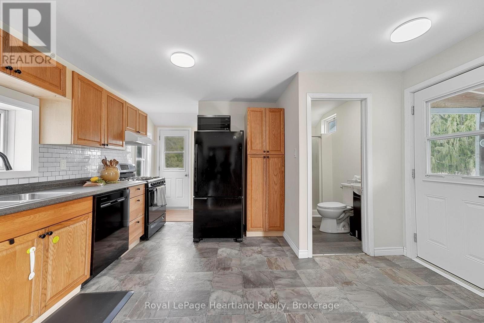 84688 Bluewater Highway, Ashfield-Colborne-Wawanosh, Ontario  N7A 3X9 - Photo 5 - X13013844