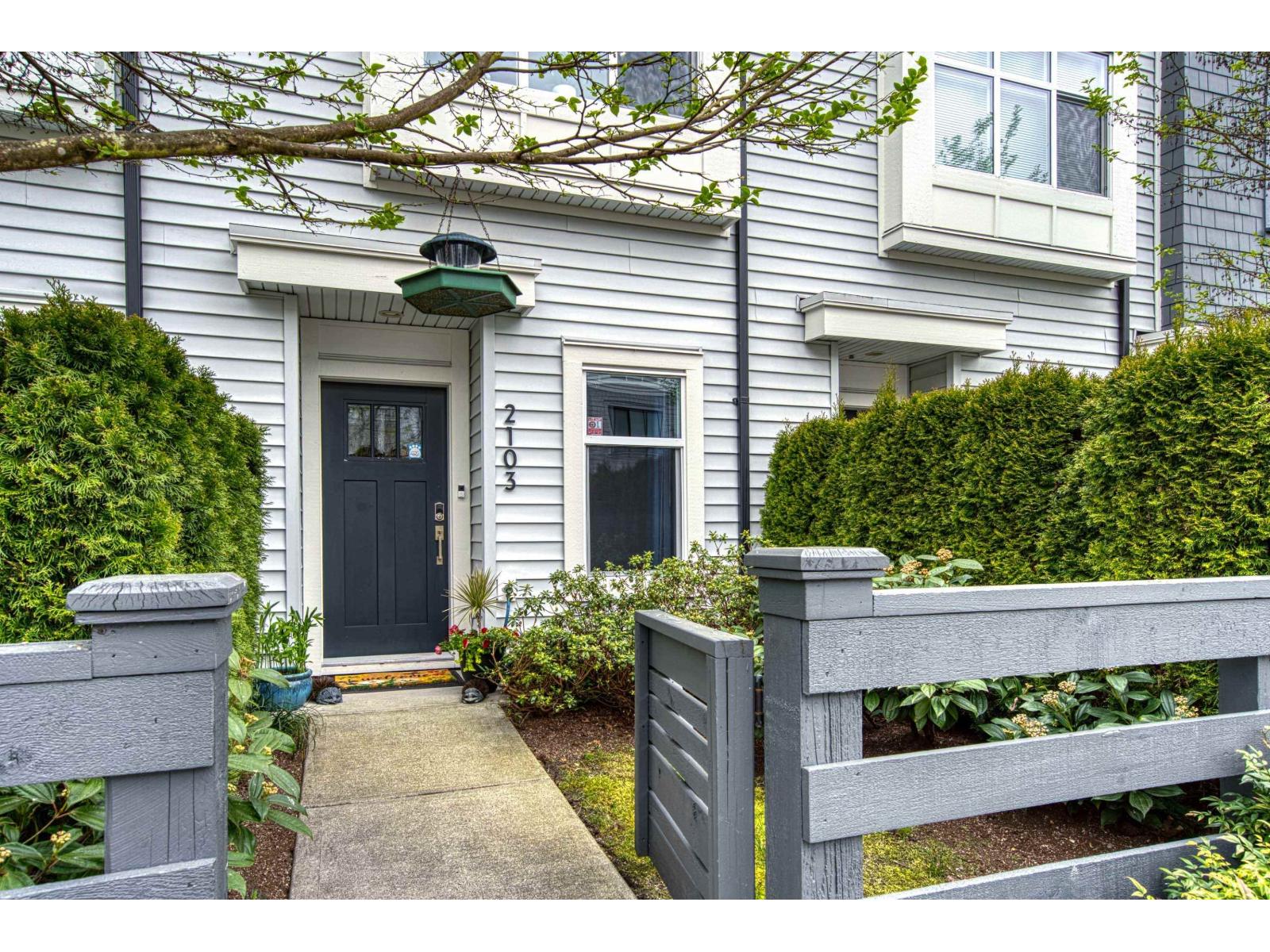 2103 18530 Laurensen Place, Surrey, British Columbia  V4N 6R8 - Photo 2 - R3110232