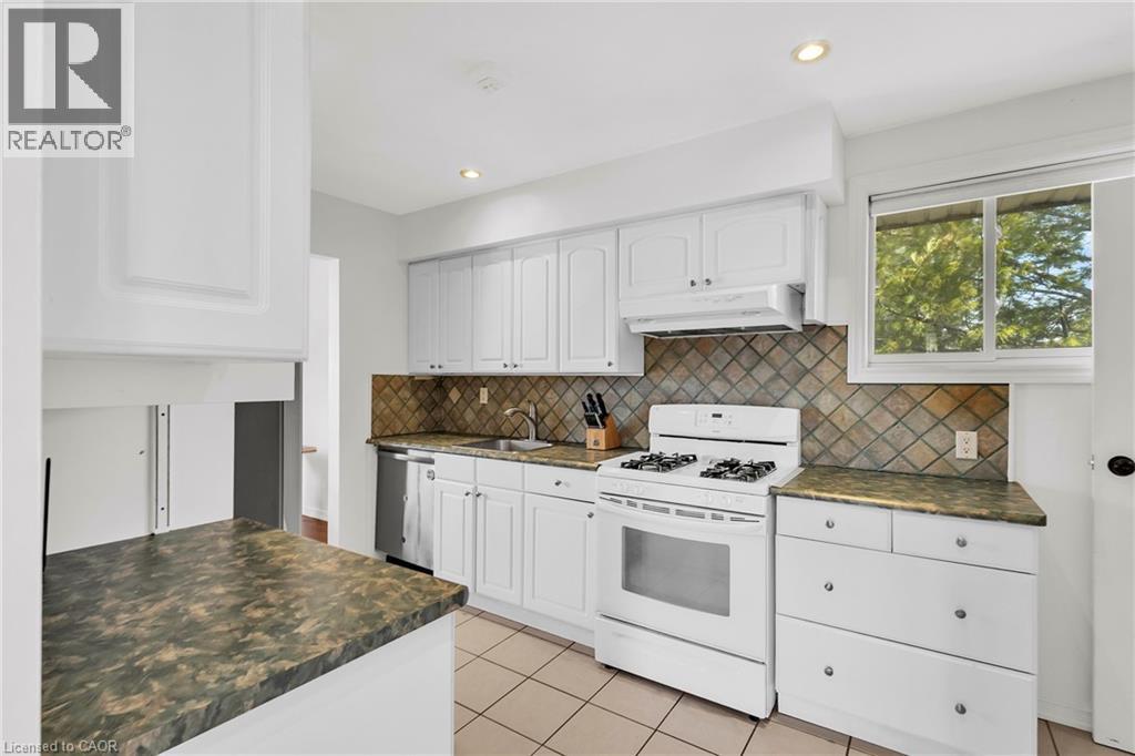 148 Gordon Drummond Avenue, Hamilton, Ontario  L8J 1G3 - Photo 14 - 40818454