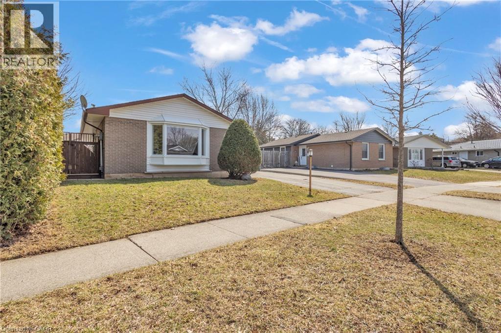 148 Gordon Drummond Avenue, Hamilton, Ontario  L8J 1G3 - Photo 3 - 40818454