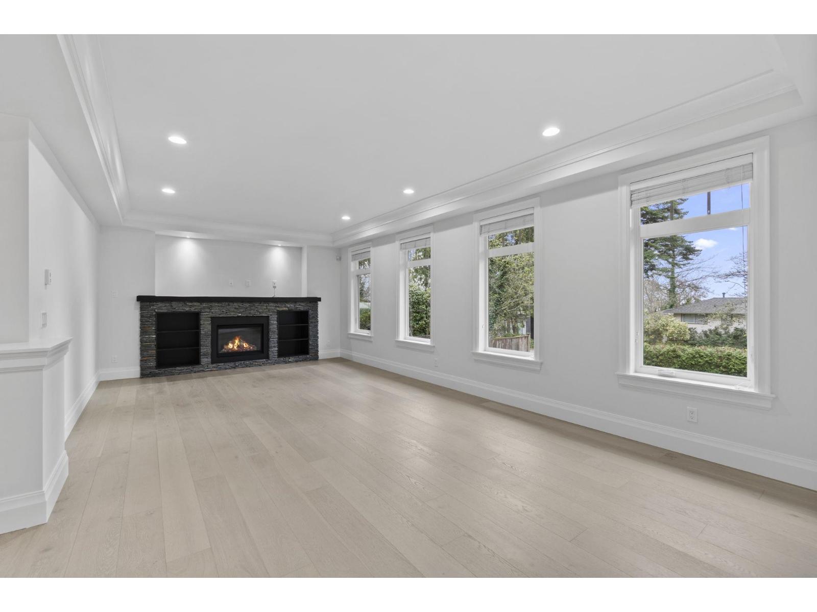 13101 14th Avenue, Surrey, British Columbia  V4A 1G6 - Photo 6 - R3111105