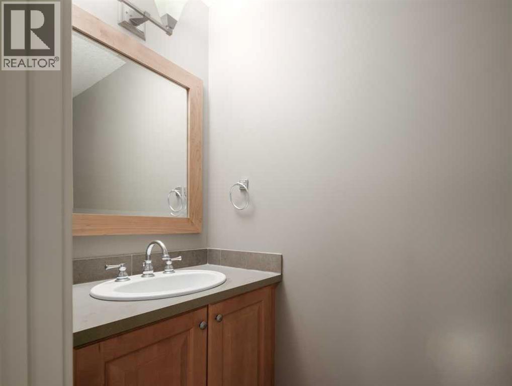 24 Aspen Meadows Green Sw, Calgary, Alberta  T3H 5J9 - Photo 32 - A2288603