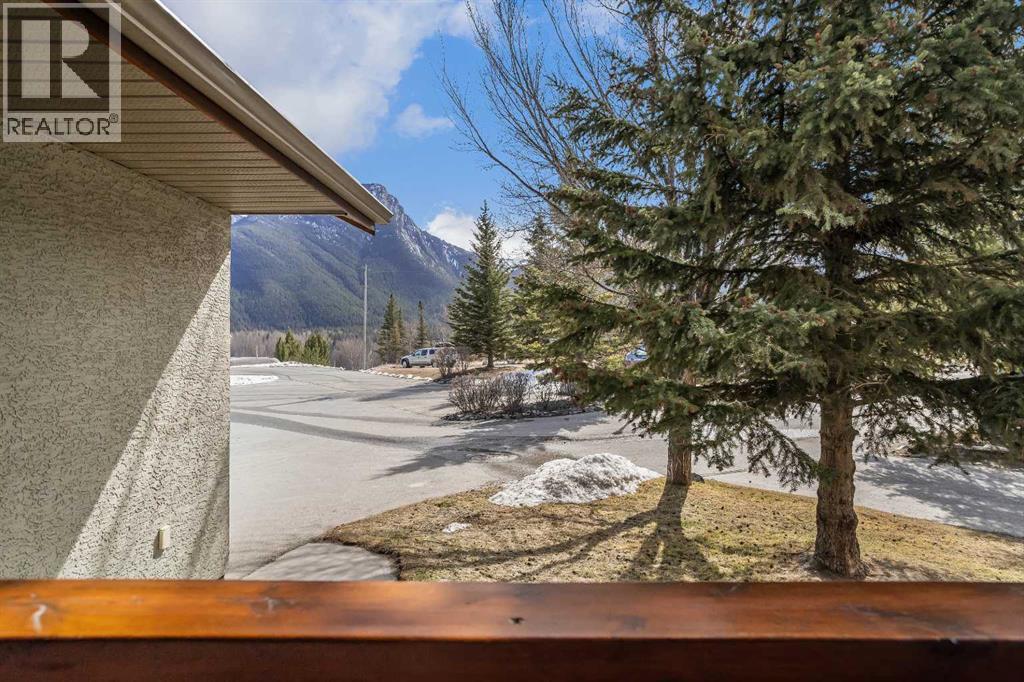 4, 36 Windridge Road, Exshaw, Alberta  T0L 2C0 - Photo 2 - A2294171