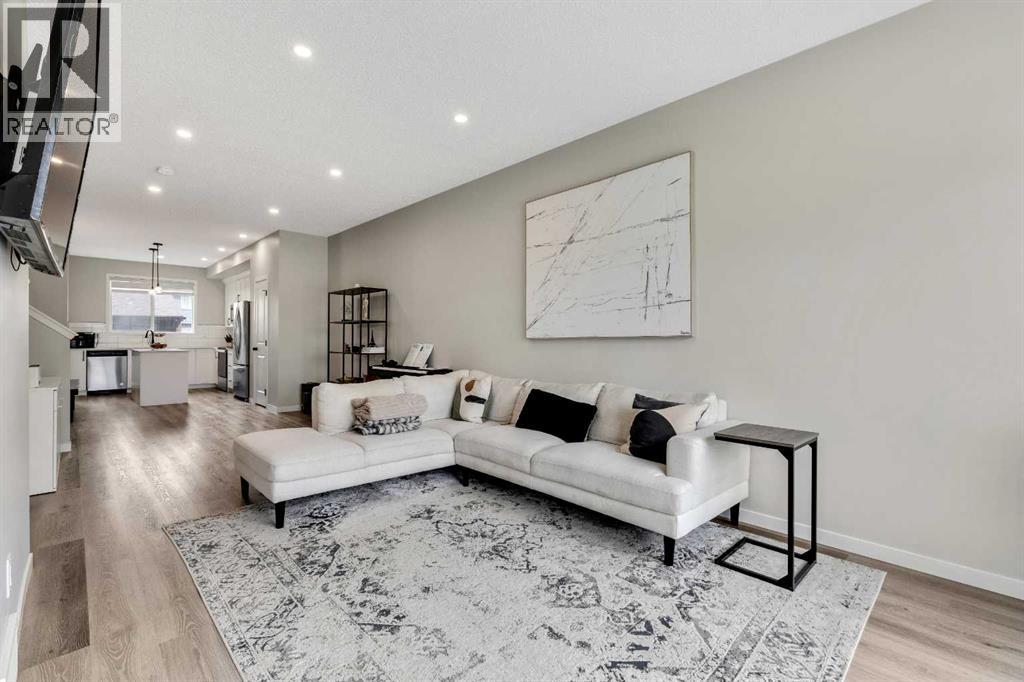 46 Creekstone Path SW, Calgary, Alberta  T2X 4P7 - Photo 2 - A2297942