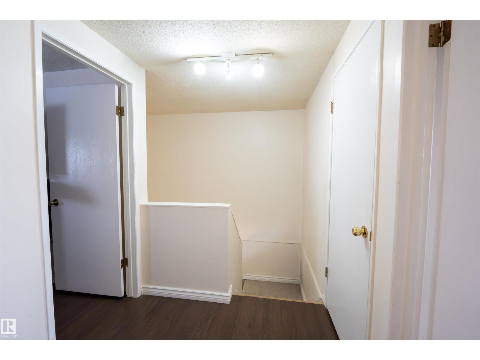 1728 37 St Nw, Edmonton, Alberta  T6L 2R7 - Photo 14 - E4482825