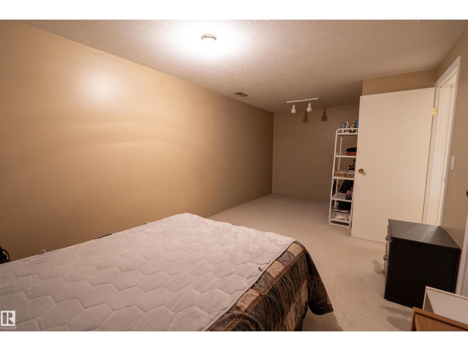 1728 37 St Nw, Edmonton, Alberta  T6L 2R7 - Photo 19 - E4482825