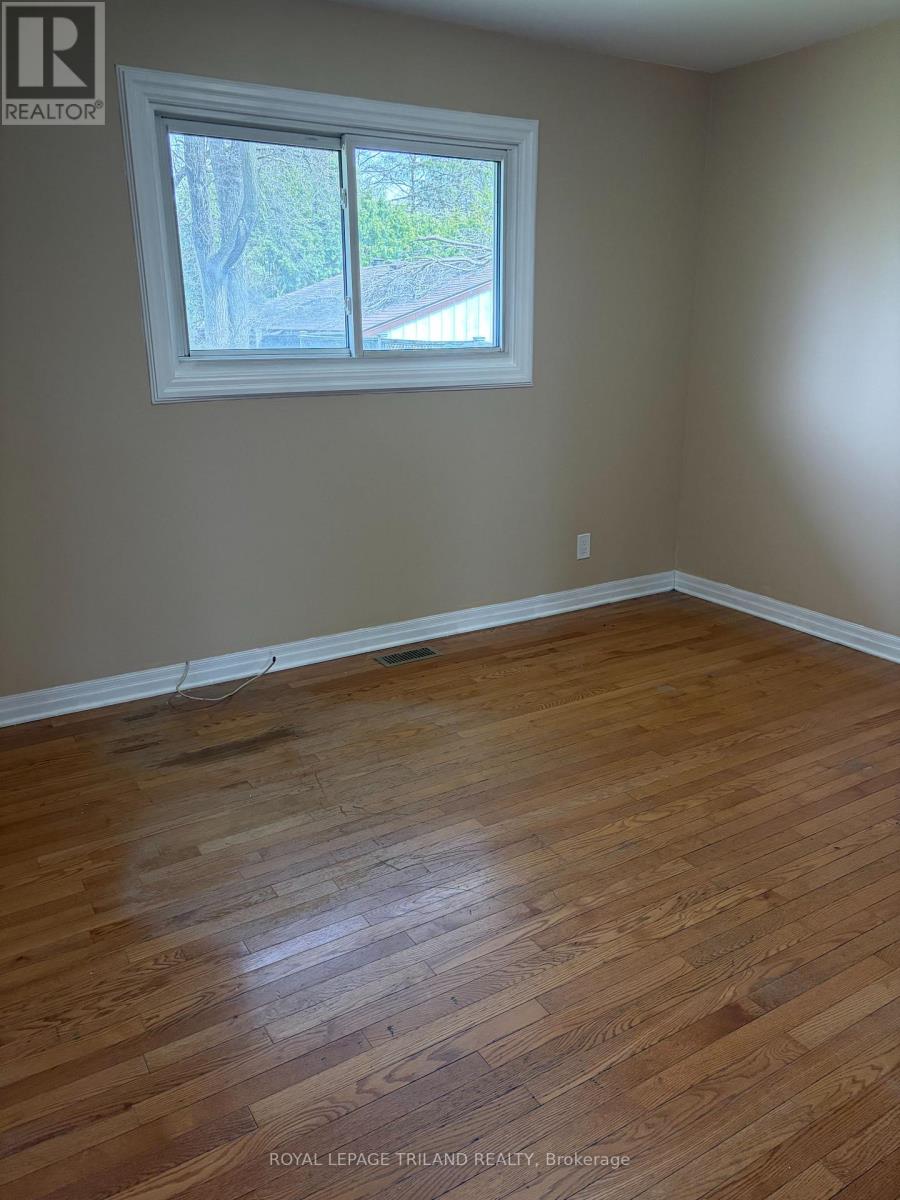 1548 Dale Street, London East, Ontario  N5V 1X9 - Photo 16 - X13013760