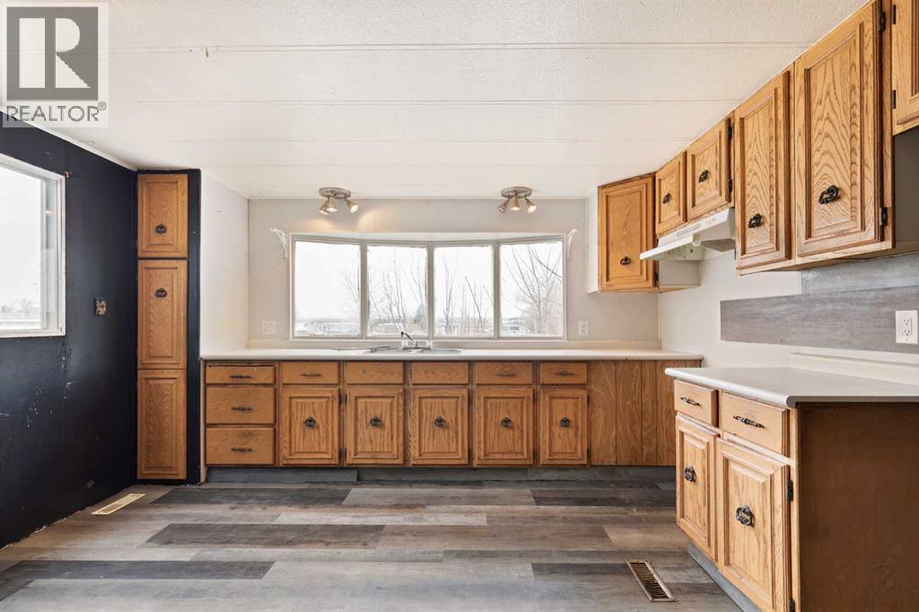 109, 4000 13 Avenue Se, Medicine Hat, Alberta  T1B 1J3 - Photo 7 - A2302938