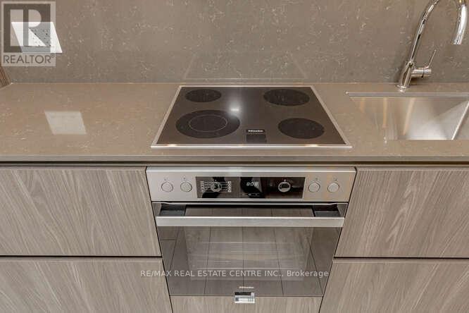 722 - 15 Mercer & Blue Jays Way Street, Toronto, Ontario  M5V 1H2 - Photo 22 - C13013566