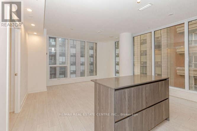 722 - 15 Mercer & Blue Jays Way Street, Toronto, Ontario  M5V 1H2 - Photo 8 - C13013566