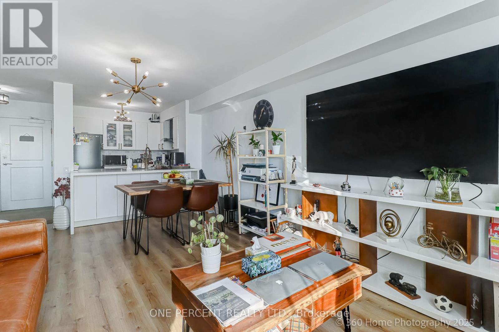 803 - 8 Covington Road, Toronto, Ontario  M6A 3E5 - Photo 6 - C13013580