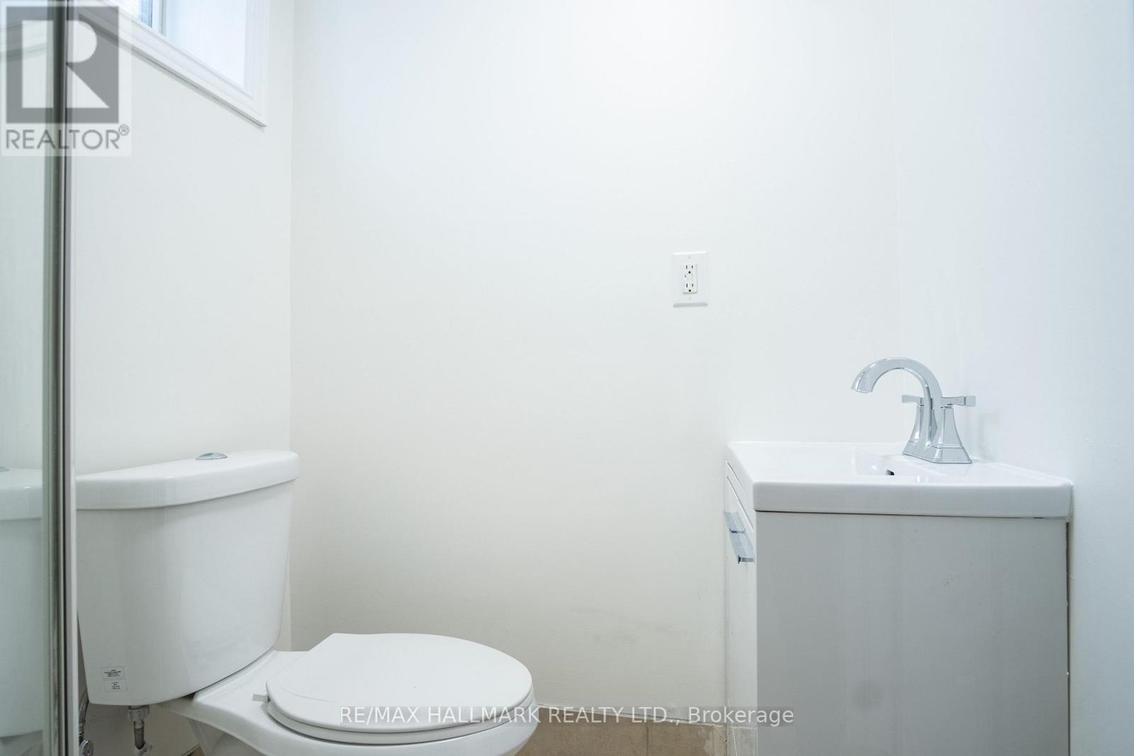 Basement 2 - 118 Fairholme Avenue, Toronto, Ontario  M6B 2W9 - Photo 12 - C13013614
