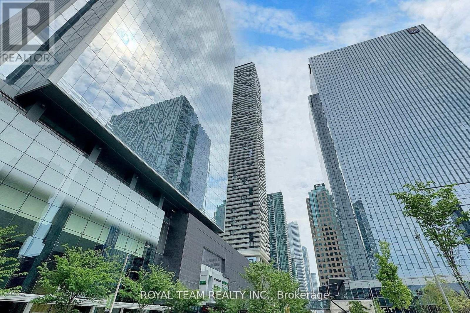 5703 - 88 Harbour Street, Toronto, Ontario  M5J 0C3 - Photo 16 - C13013646