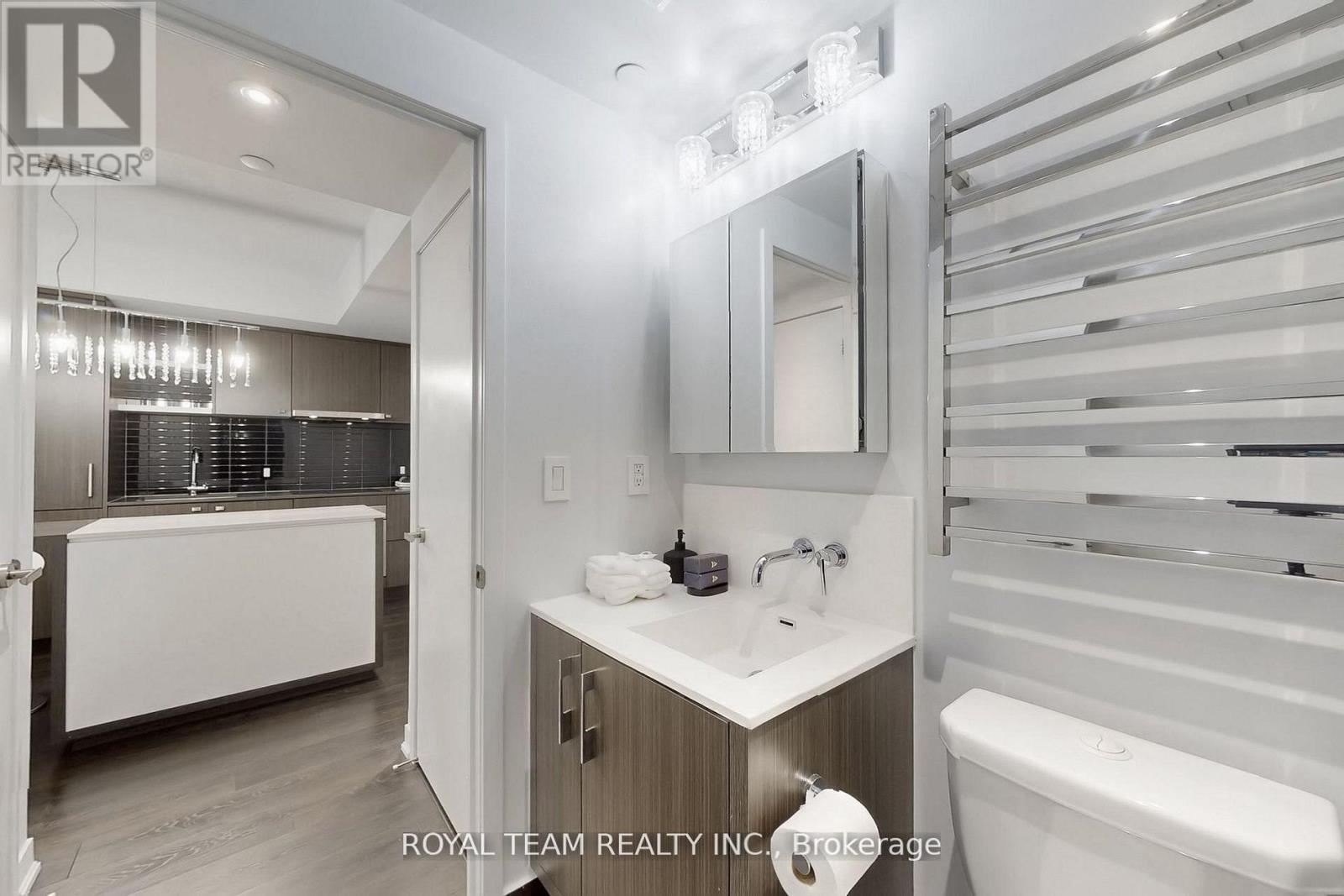 5703 - 88 Harbour Street, Toronto, Ontario  M5J 0C3 - Photo 23 - C13013646