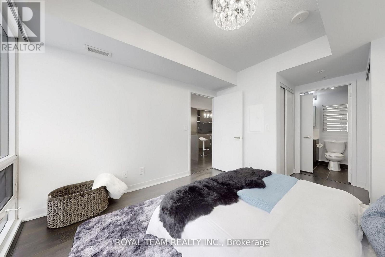 5703 - 88 Harbour Street, Toronto, Ontario  M5J 0C3 - Photo 26 - C13013646