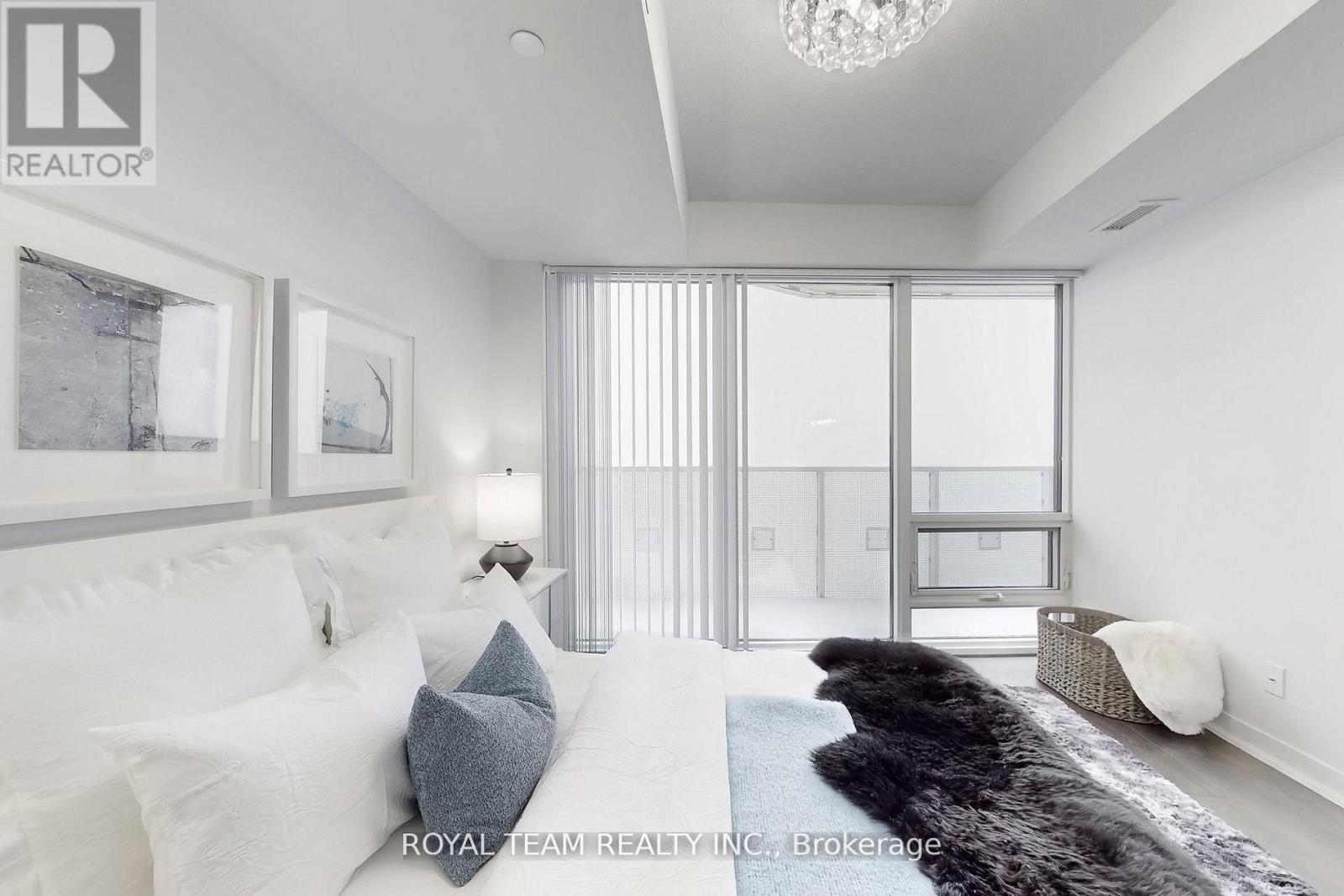 5703 - 88 Harbour Street, Toronto, Ontario  M5J 0C3 - Photo 27 - C13013646