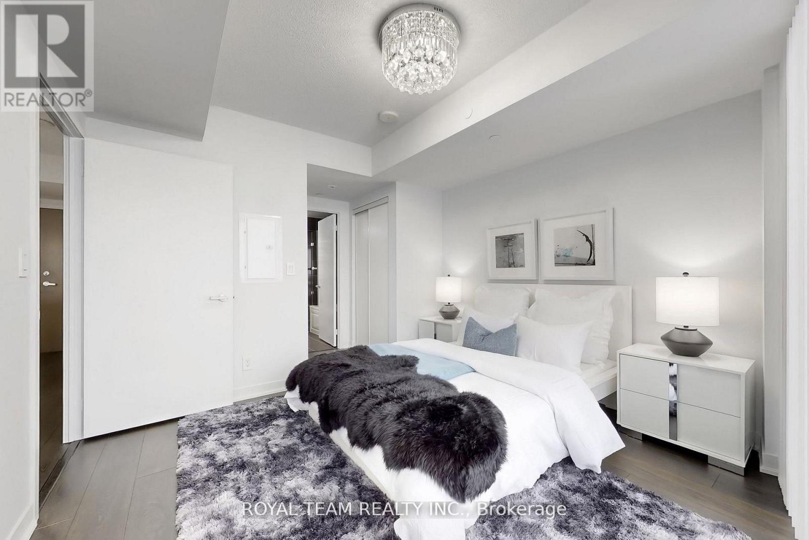 5703 - 88 Harbour Street, Toronto, Ontario  M5J 0C3 - Photo 28 - C13013646