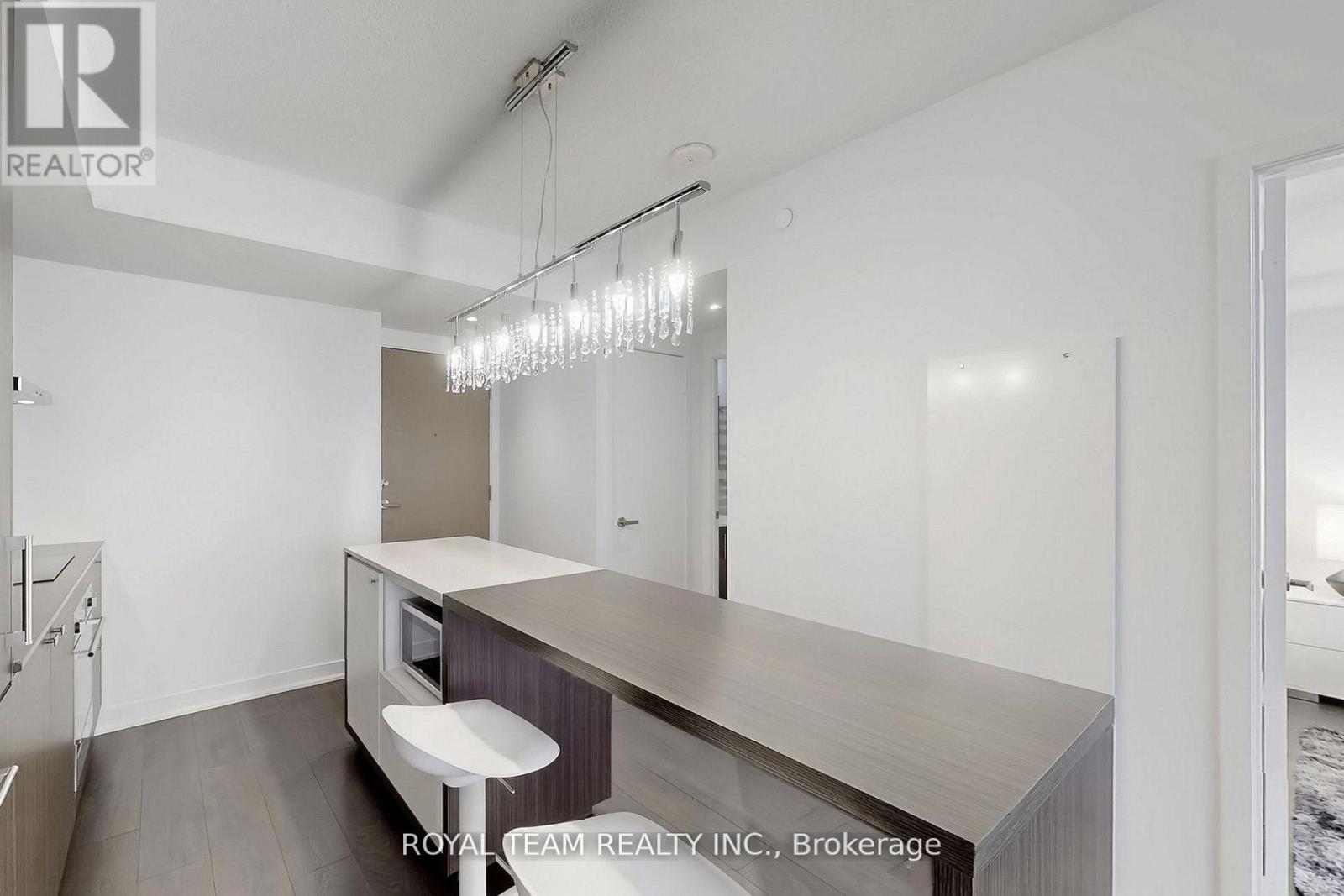 5703 - 88 Harbour Street, Toronto, Ontario  M5J 0C3 - Photo 36 - C13013646