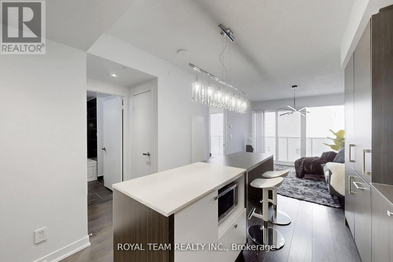 5703 - 88 Harbour Street, Toronto, Ontario  M5J 0C3 - Photo 38 - C13013646