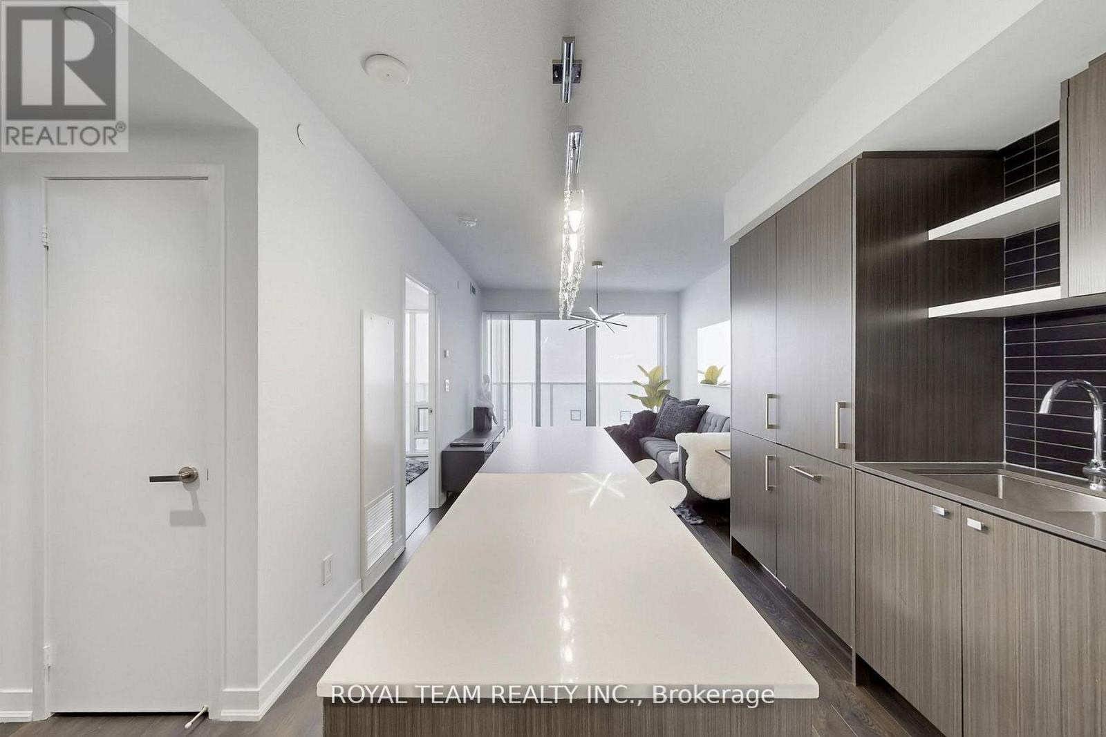 5703 - 88 Harbour Street, Toronto, Ontario  M5J 0C3 - Photo 39 - C13013646