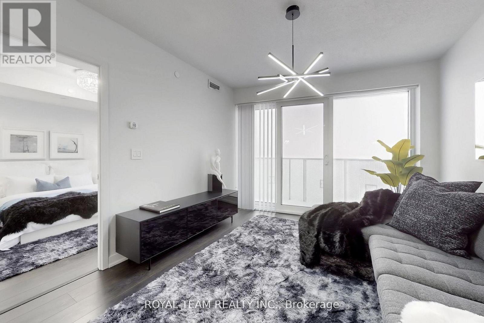 5703 - 88 Harbour Street, Toronto, Ontario  M5J 0C3 - Photo 44 - C13013646