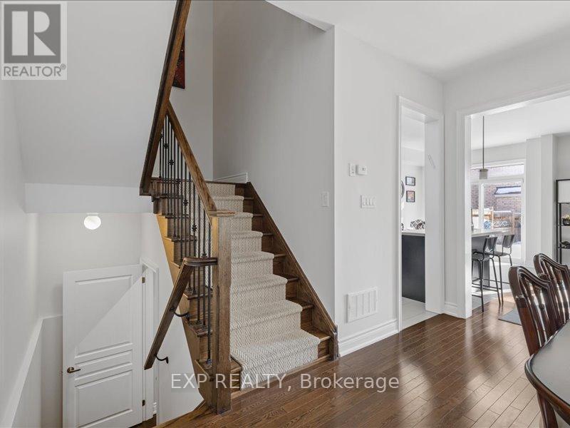 7 Goldthread Terrace, Toronto, Ontario  M3H 0B9 - Photo 7 - C13013706