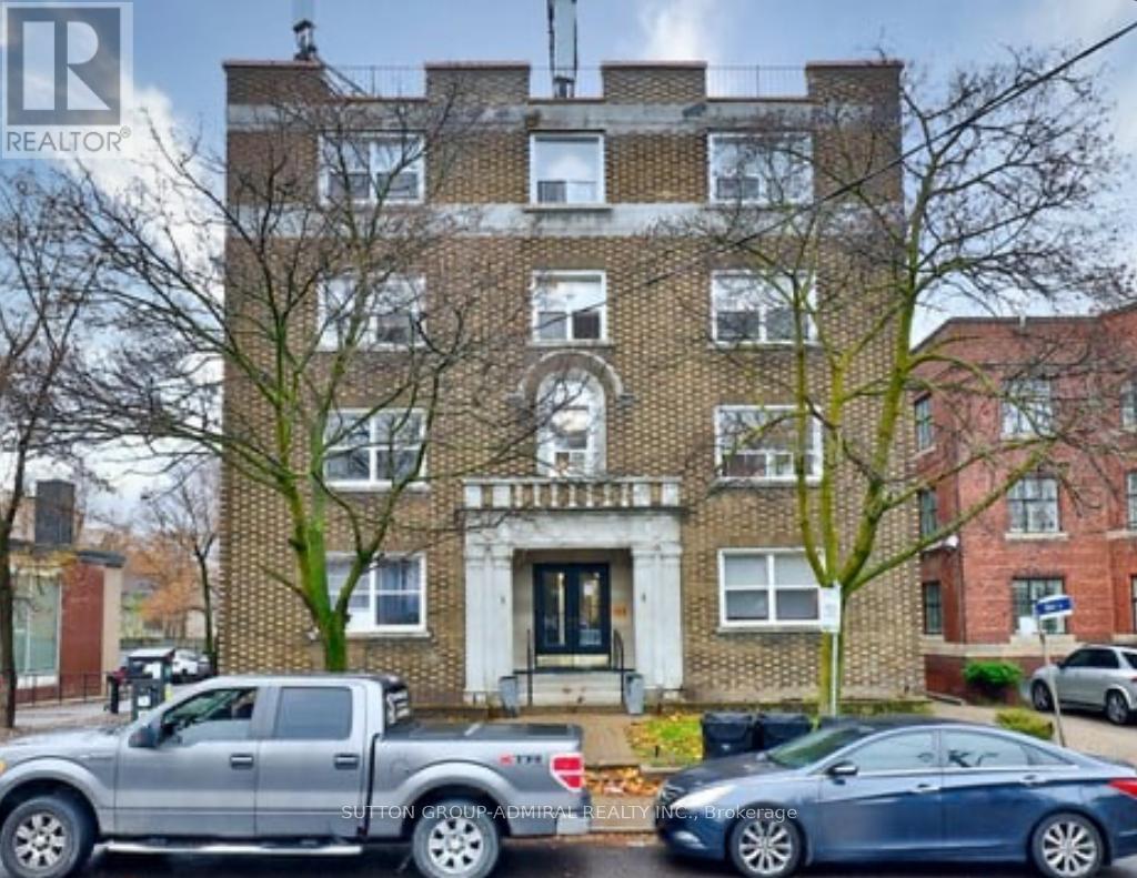 24 - 464 SPADINA ROAD, Toronto, Ontario