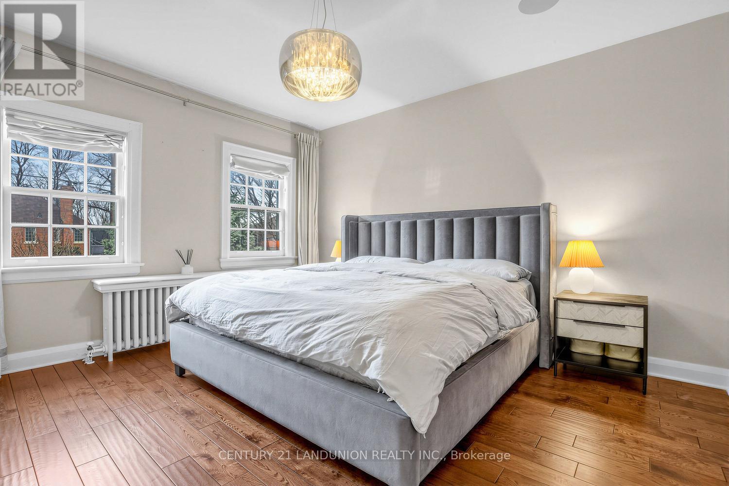 17 Otter Crescent, Toronto, Ontario  M5N 2W3 - Photo 12 - C13013858