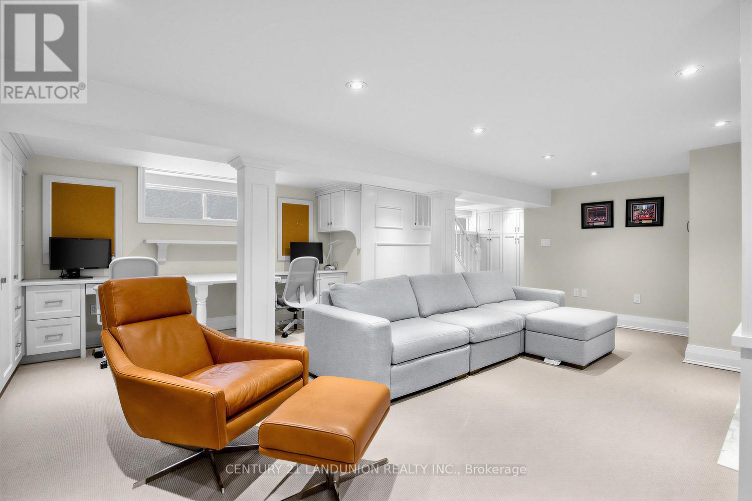 17 Otter Crescent, Toronto, Ontario  M5N 2W3 - Photo 17 - C13013858