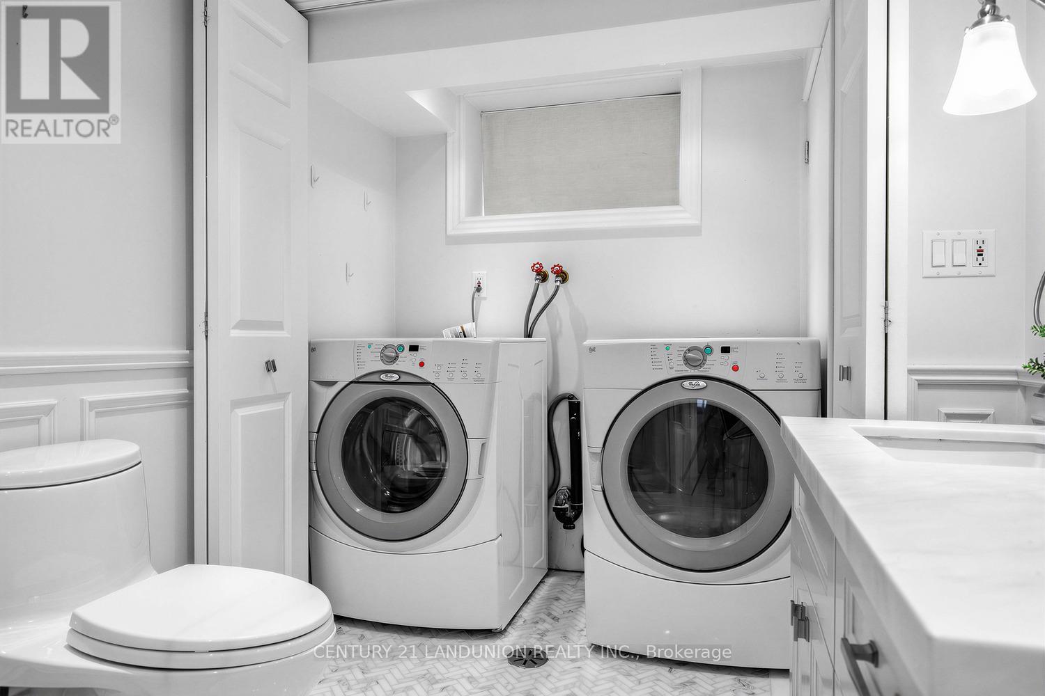 17 Otter Crescent, Toronto, Ontario  M5N 2W3 - Photo 21 - C13013858