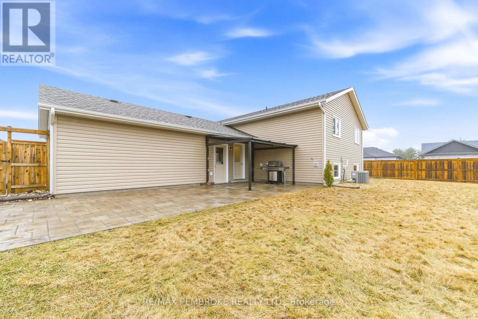 3 Nile Street, Petawawa, Ontario  K8H 0E8 - Photo 35 - X13013594