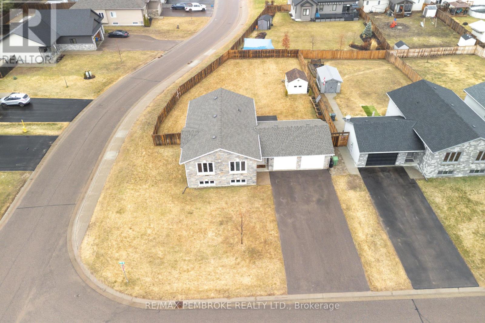 3 Nile Street, Petawawa, Ontario  K8H 0E8 - Photo 48 - X13013594