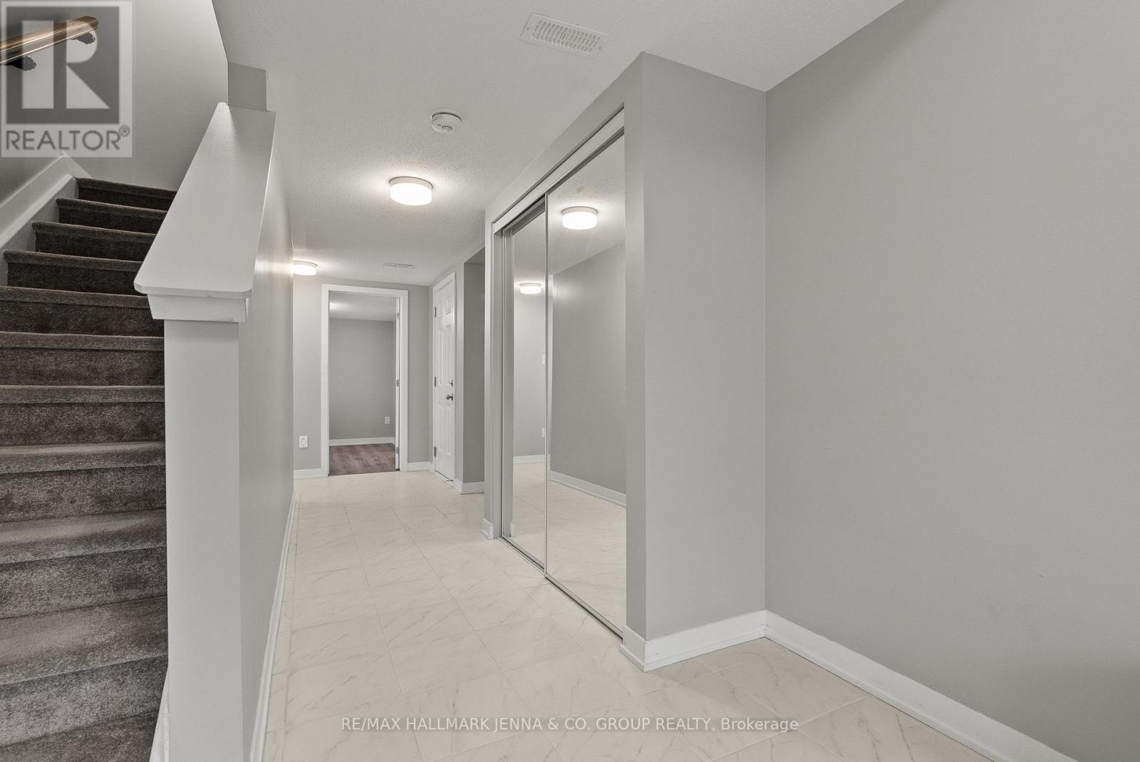 146 Anthracite Private, Ottawa, Ontario  K2J 7C8 - Photo 3 - X13013722