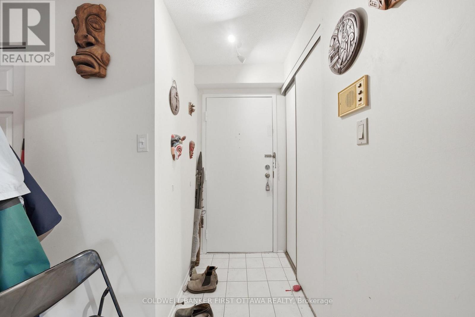 402 - 222 Guigues Avenue, Ottawa, Ontario  K1N 5J2 - Photo 6 - X13013816