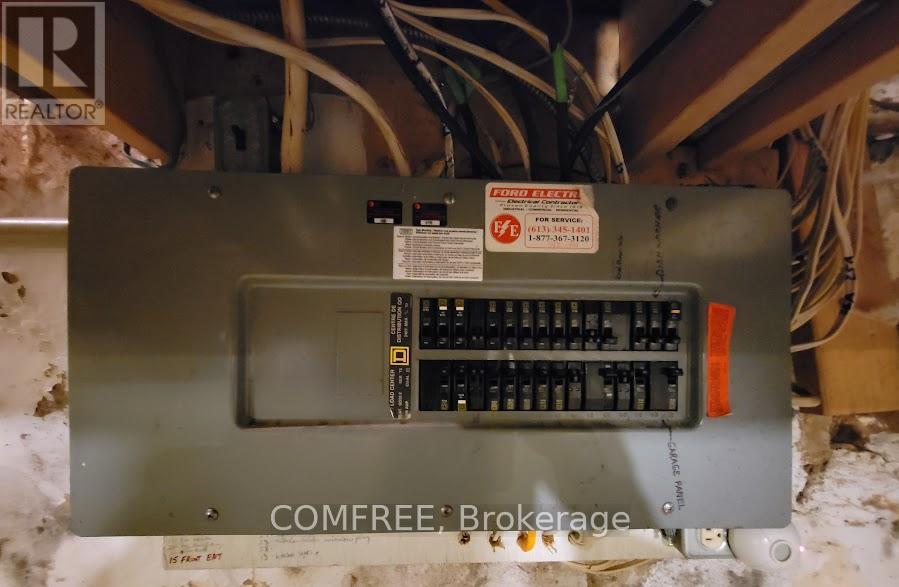 136 John Street, Gananoque, Ontario  K7G 1A5 - Photo 33 - X13013848