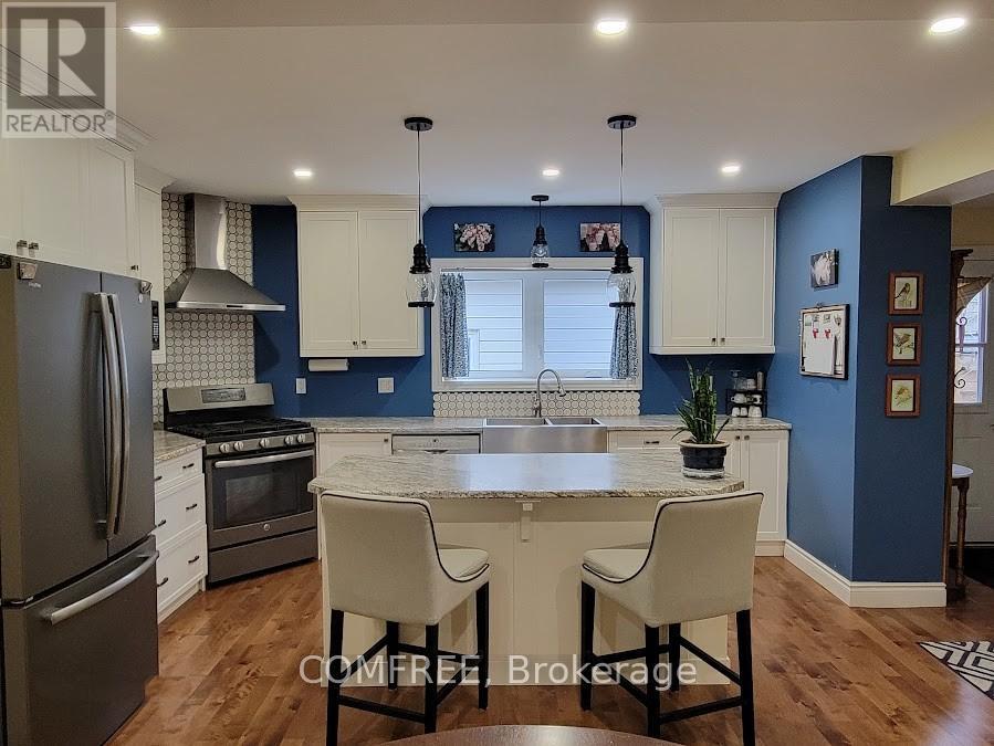 136 John Street, Gananoque, Ontario  K7G 1A5 - Photo 6 - X13013848