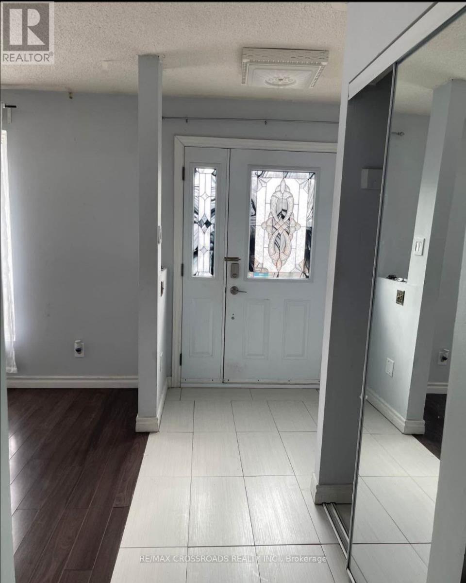 48 GORSEY SQUARE, Toronto, Ontario