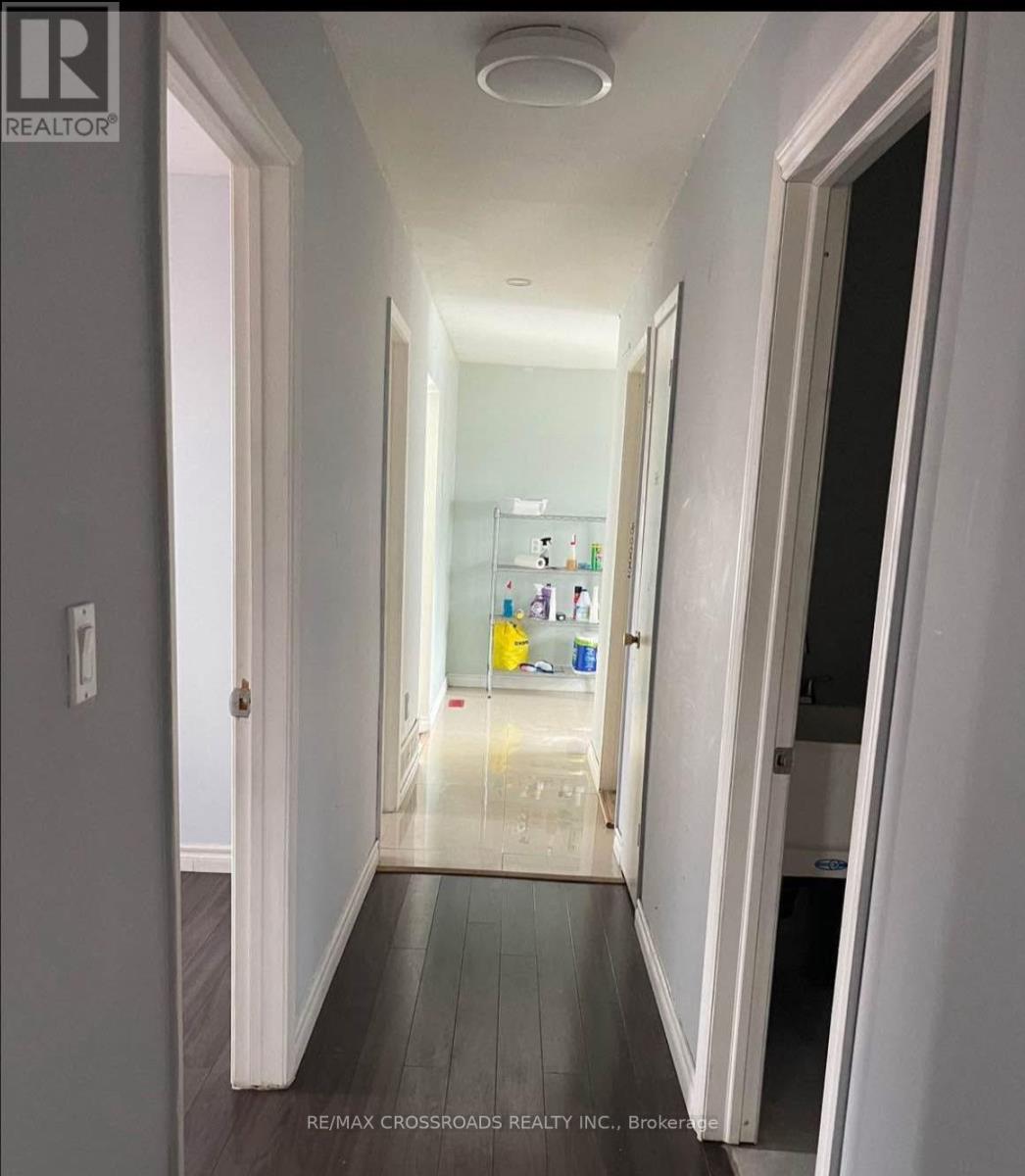 48 Gorsey Square, Toronto, Ontario  M1B 1A7 - Photo 8 - E13013710