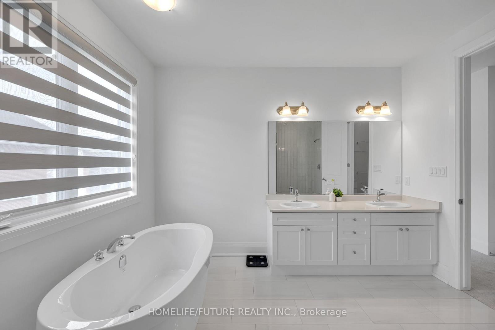 1416 Swallowtail Lane, Pickering, Ontario  L1X 0N8 - Photo 36 - E13013822