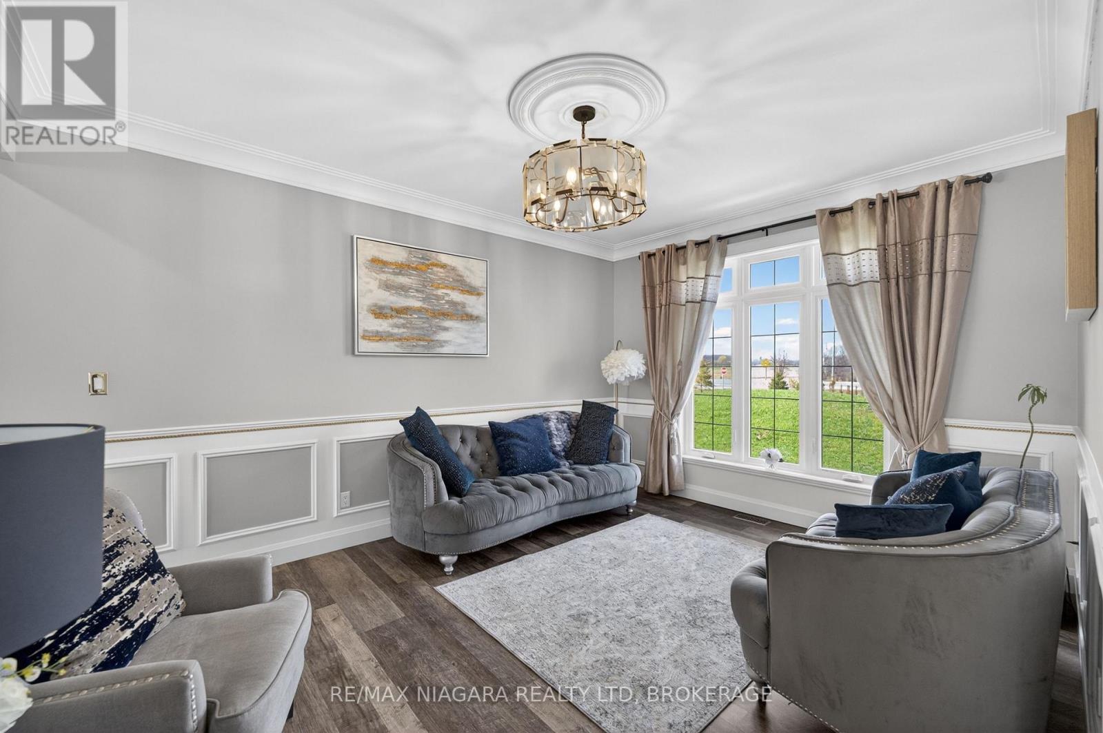 1040 Oakhill Boulevard, Fort Erie, Ontario  L2A 1N9 - Photo 11 - X13013658