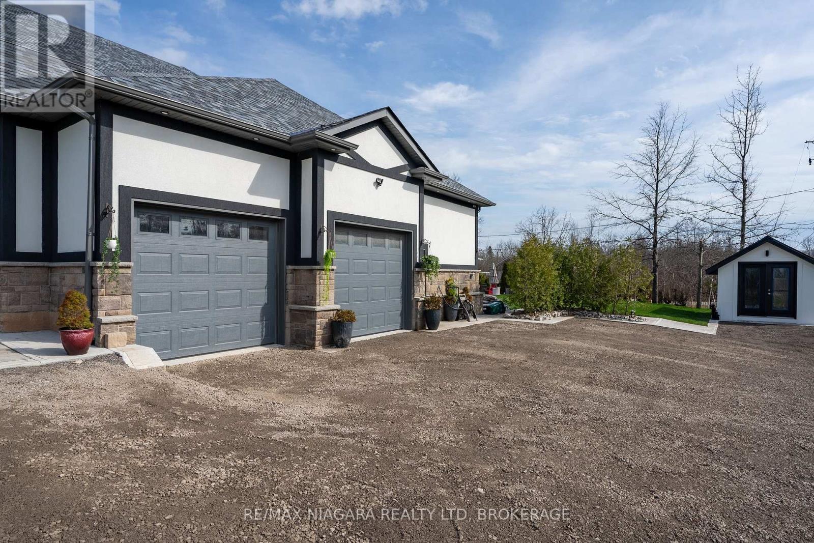 1040 Oakhill Boulevard, Fort Erie, Ontario  L2A 1N9 - Photo 43 - X13013658