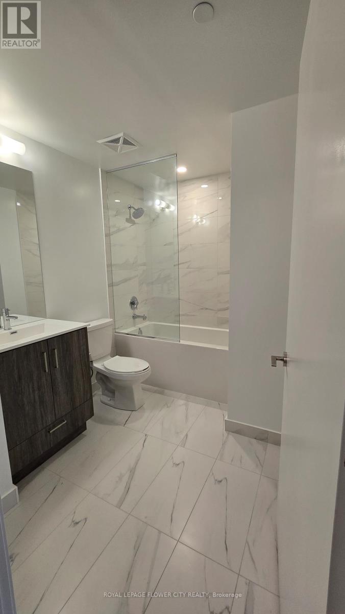 1915 - 180 Front Street E, Toronto, Ontario  M5A 0A9 - Photo 11 - C13003246