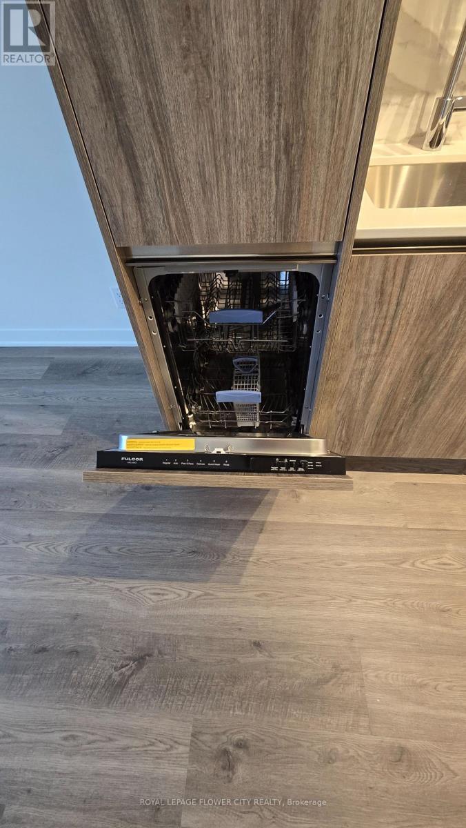 1915 - 180 Front Street E, Toronto, Ontario  M5A 0A9 - Photo 8 - C13003246